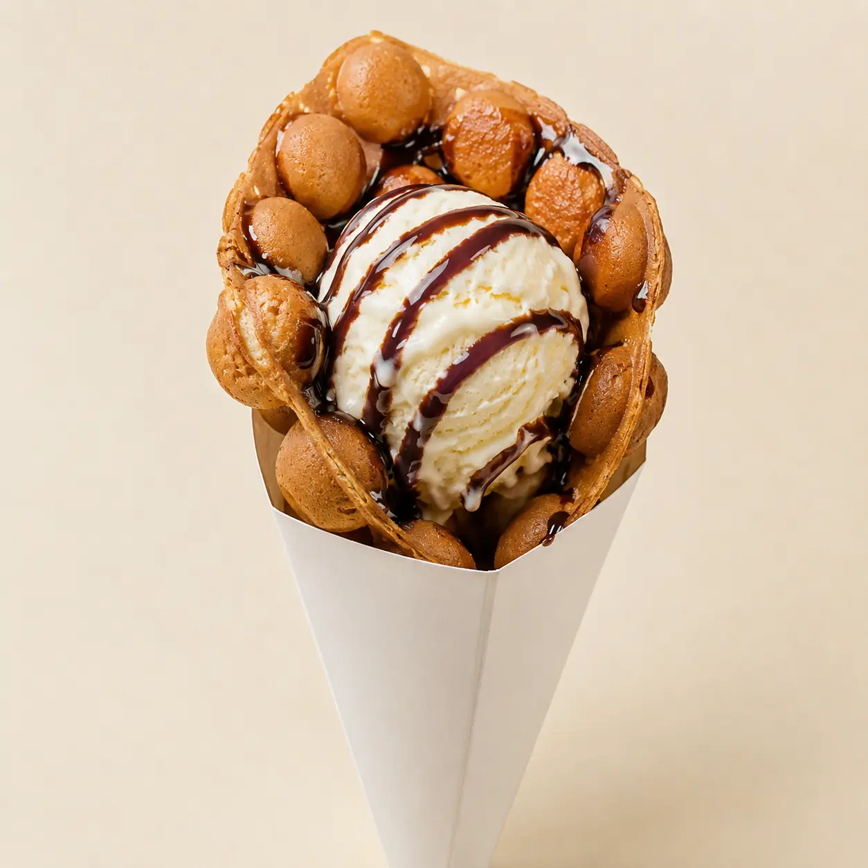 Waffle bubble con helado - La Jijonenca